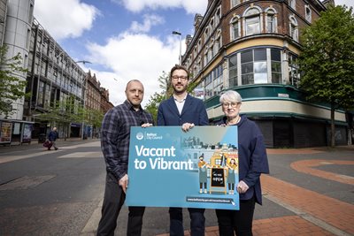 Chair of City Growth and Regeneration Committee Cllr Sam Nelson with members of Vault Artists Studio