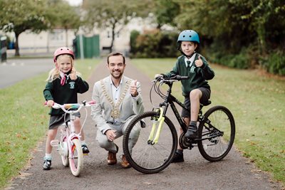 Finaghy Primary School pupils give active travel thumbs up