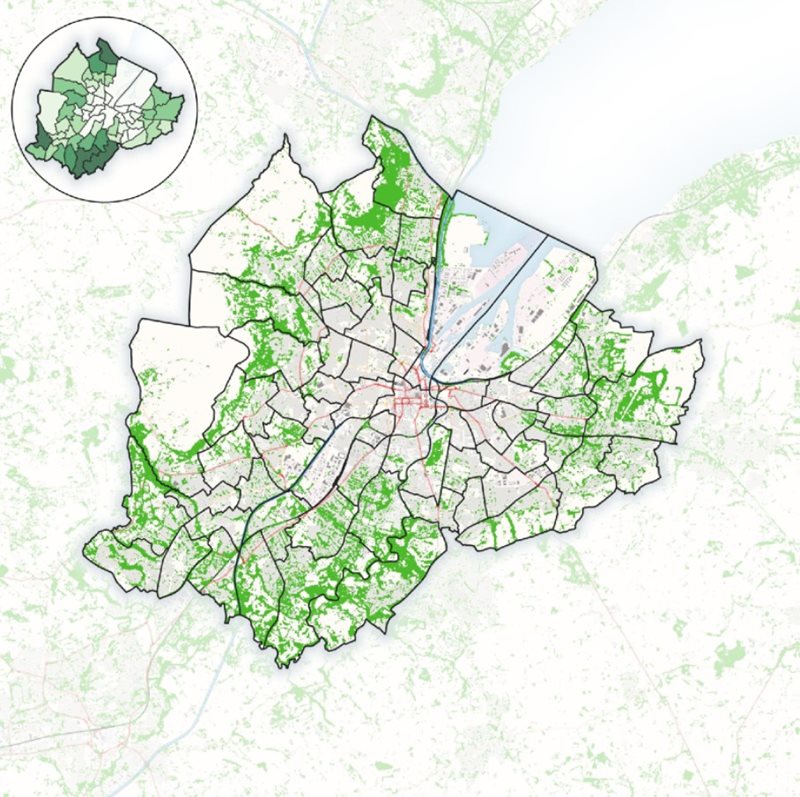 Map of Belfast with tree canopy cover in green. There are large, denser patches of green indicating higher canopy cover in the Northern, Eastern and Southern part of the city region but significantly less in the city centre. The figure also shows an inset to compare Figure 3 a map of the canopy cover by ward.