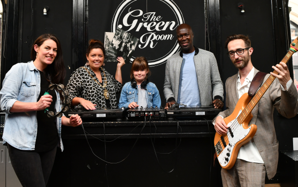 No babysitter? ‘Gig-sitter’ has you covered!