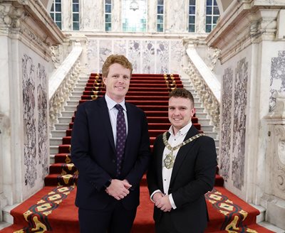 Lord Mayor Councillor Ryan Murphy and U.S. Special Envoy to Northern Ireland, Joseph Kennedy III 