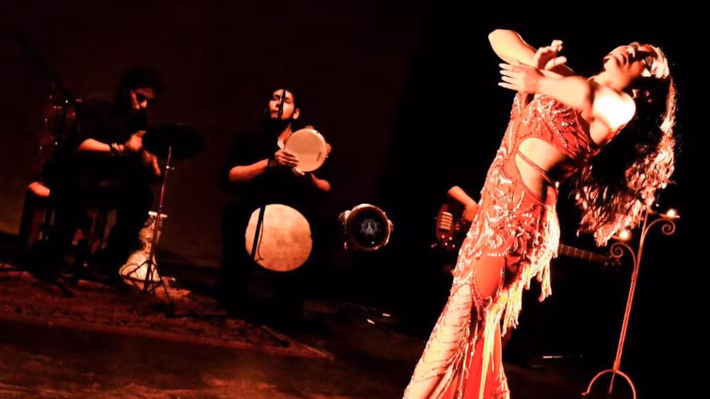 Members of Yalla Dance