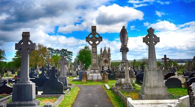 DiverseCity: Visit to Milltown Cemetery